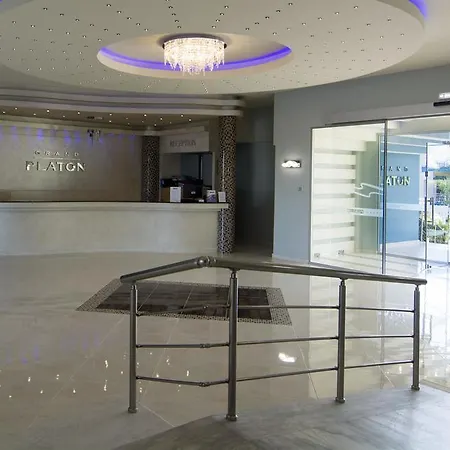 Hotell Grand Platon Olympiakí Aktí