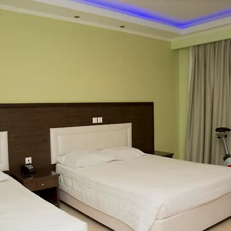 Hotel Grand Platon Olympiakí Aktí