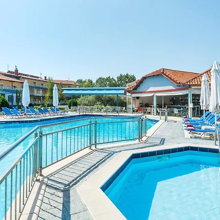 Grand Platon Hotel 4*