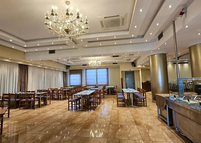 Hotel Grand Platon 4*