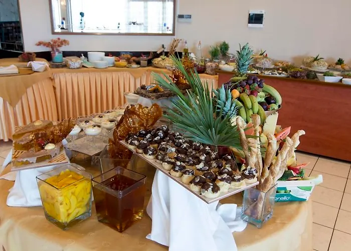 Hotel Grand Platon Olympiakí Aktí