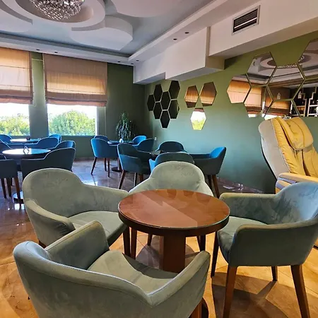 Grand Platon Hotel