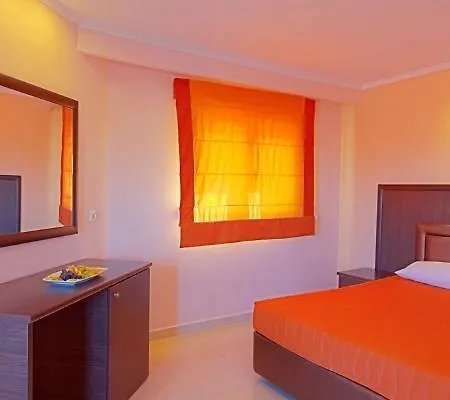 Grand Platon Hotel 4*